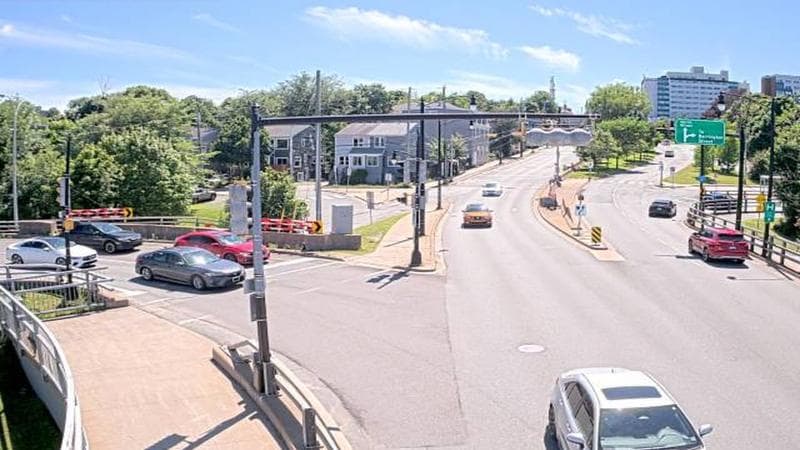 Mac Donald Bridge - Dartmouth bound