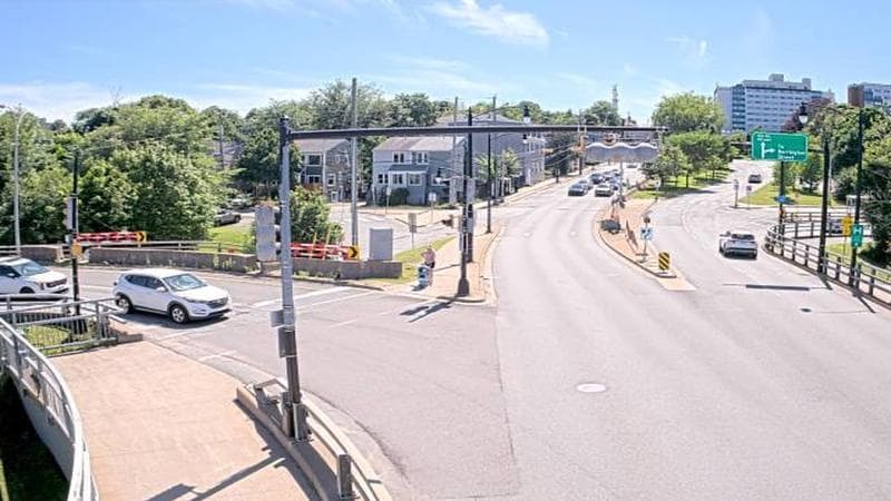 Mac Donald Bridge - Dartmouth bound