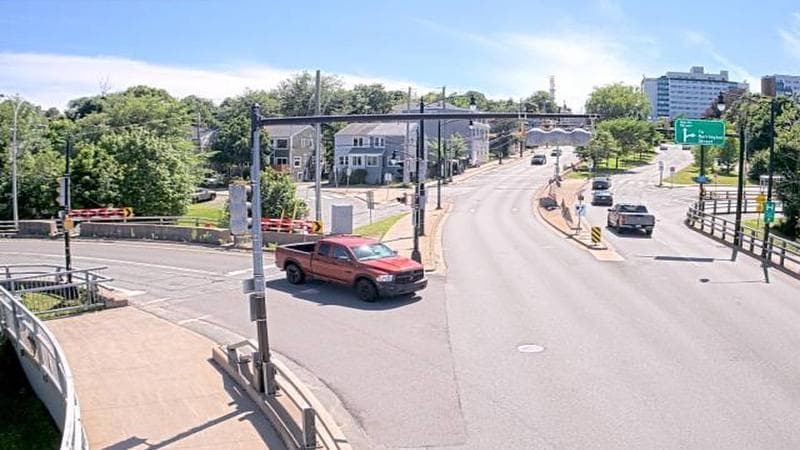 Mac Donald Bridge - Dartmouth bound