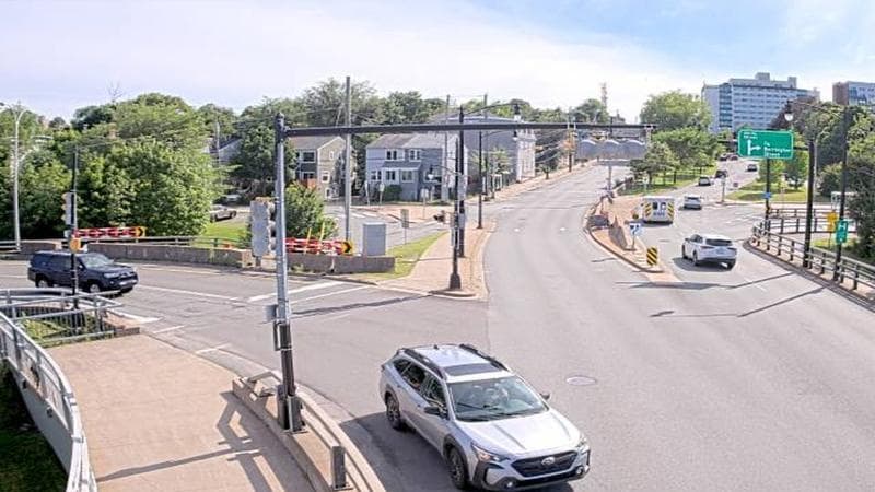 Mac Donald Bridge - Dartmouth bound