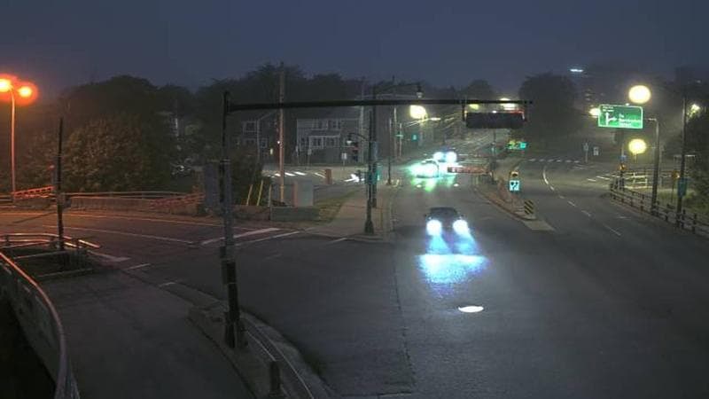 Mac Donald Bridge - Dartmouth bound