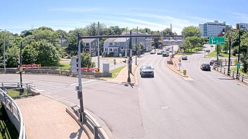 Mac Donald Bridge - Dartmouth bound