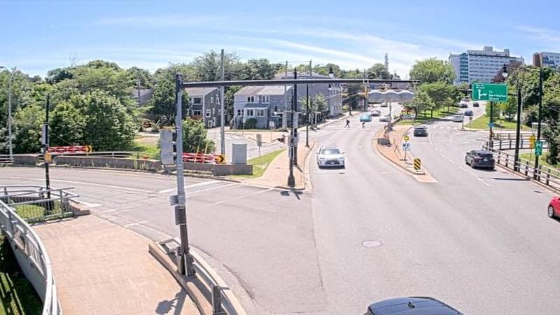 Mac Donald Bridge - Dartmouth bound