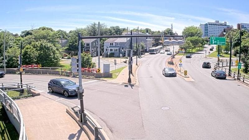 Mac Donald Bridge - Dartmouth bound