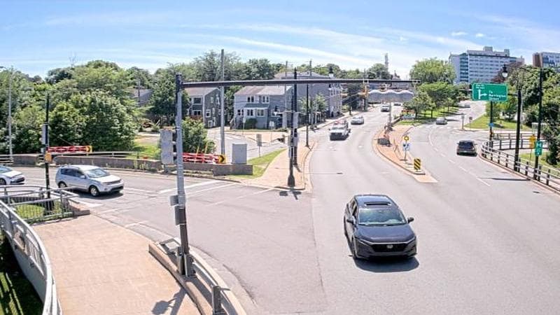 Mac Donald Bridge - Dartmouth bound
