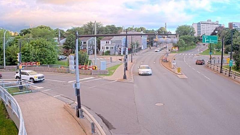 Mac Donald Bridge - Dartmouth bound