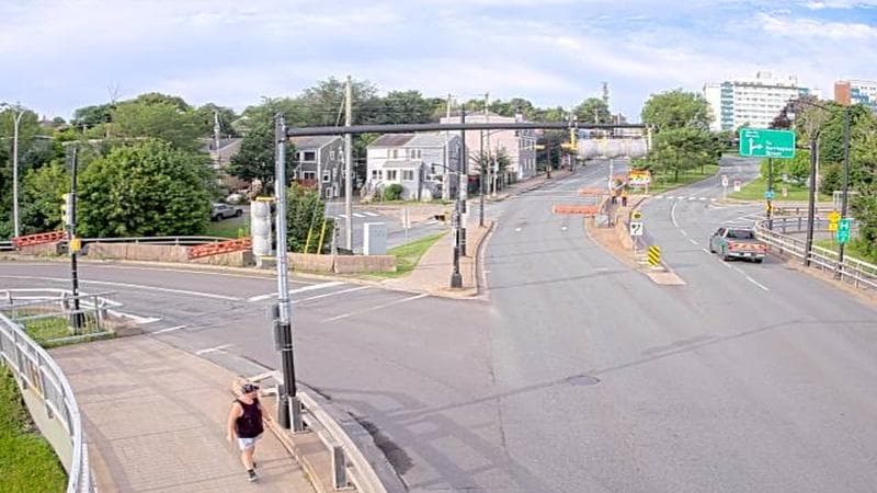Mac Donald Bridge - Dartmouth bound