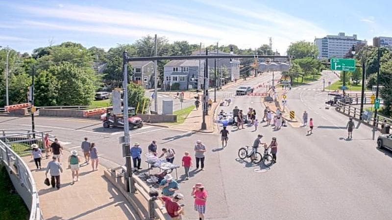 Mac Donald Bridge - Dartmouth bound