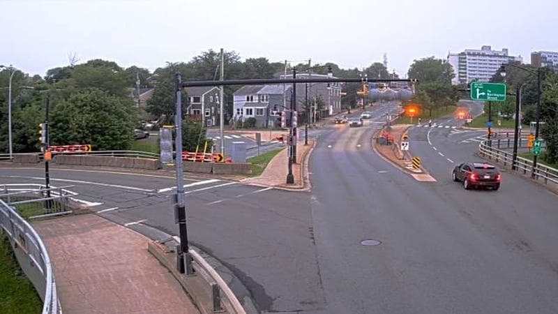Mac Donald Bridge - Dartmouth bound