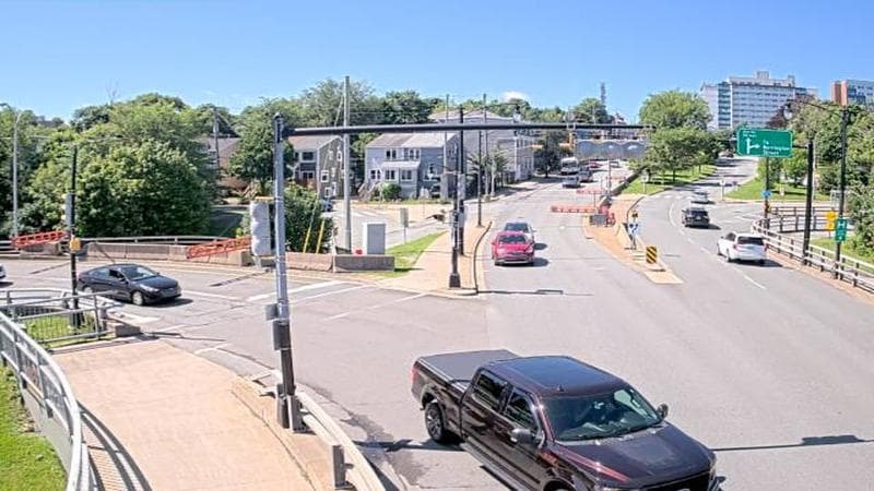 Mac Donald Bridge - Dartmouth bound