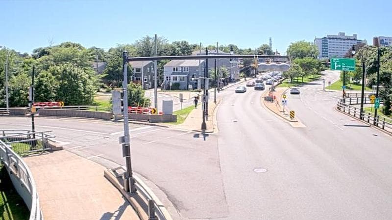 Mac Donald Bridge - Dartmouth bound