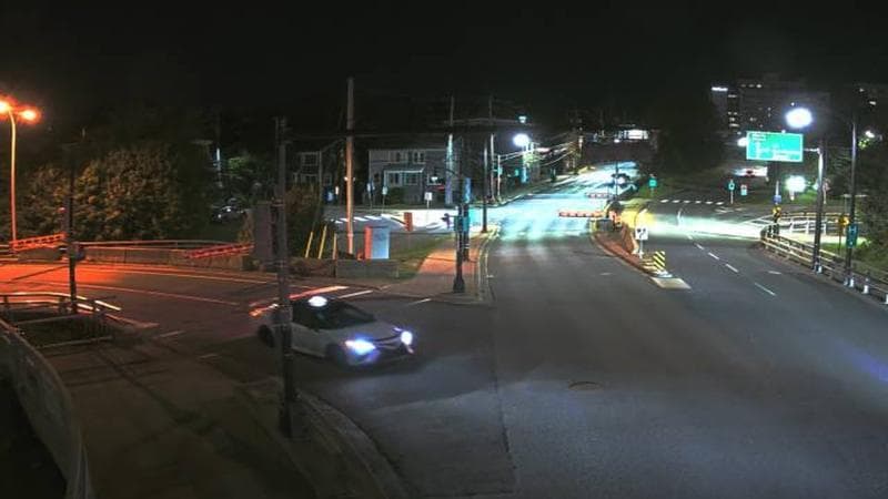 Mac Donald Bridge - Dartmouth bound