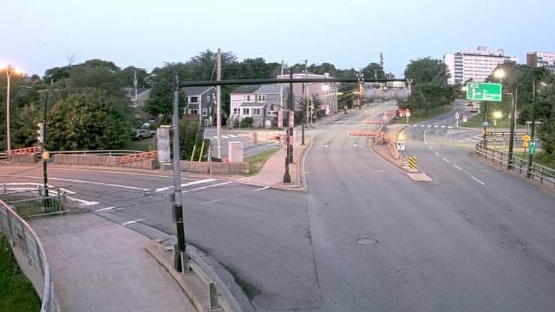 Mac Donald Bridge - Dartmouth bound