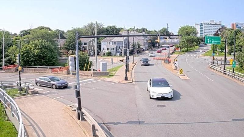 Mac Donald Bridge - Dartmouth bound