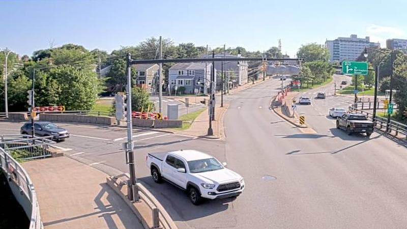 Mac Donald Bridge - Dartmouth bound