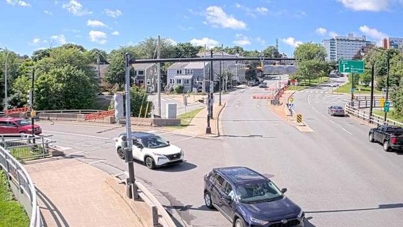 Mac Donald Bridge - Dartmouth bound