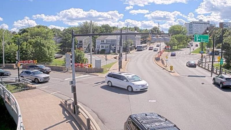 Mac Donald Bridge - Dartmouth bound