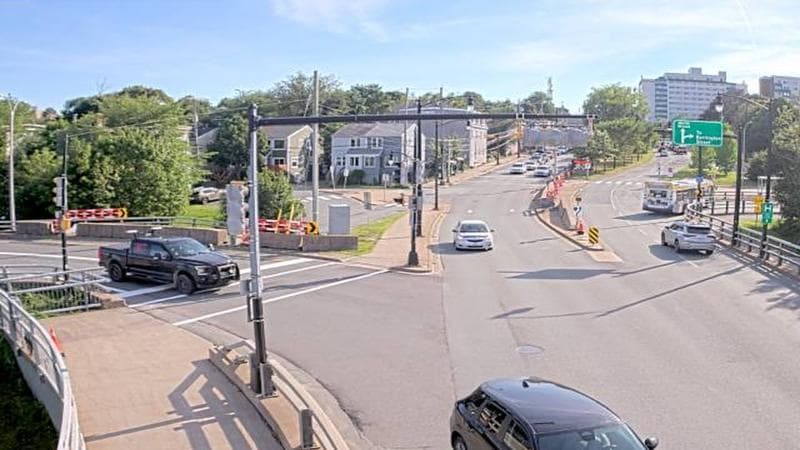 Mac Donald Bridge - Dartmouth bound