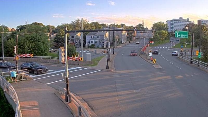 Mac Donald Bridge - Dartmouth bound