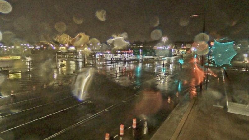 Macdonald Bridge - Halifax bound