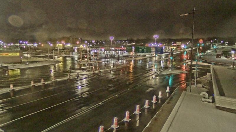 Macdonald Bridge - Halifax bound