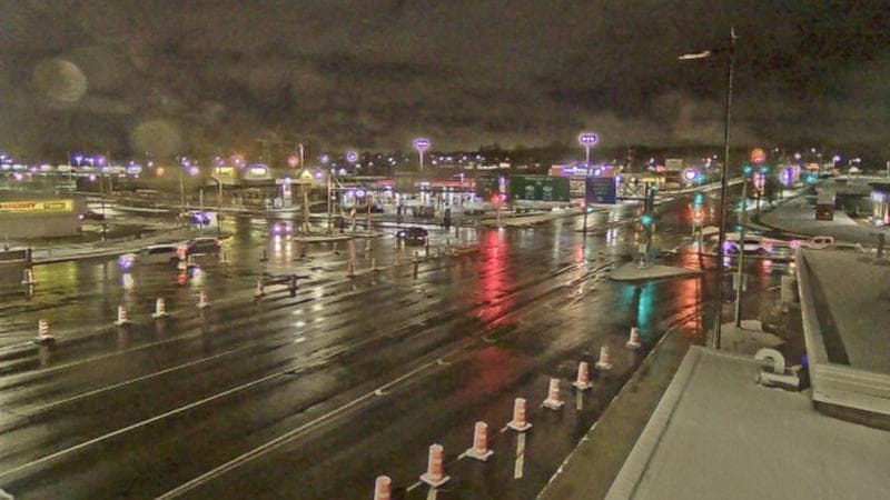 Macdonald Bridge - Halifax bound