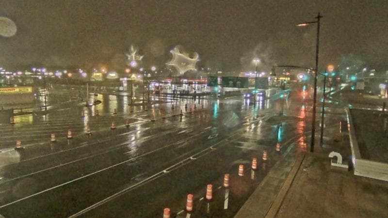Macdonald Bridge - Halifax bound