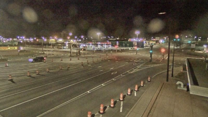 Macdonald Bridge - Halifax bound