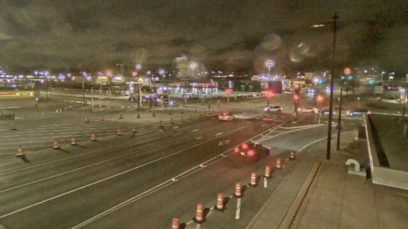 Macdonald Bridge - Halifax bound