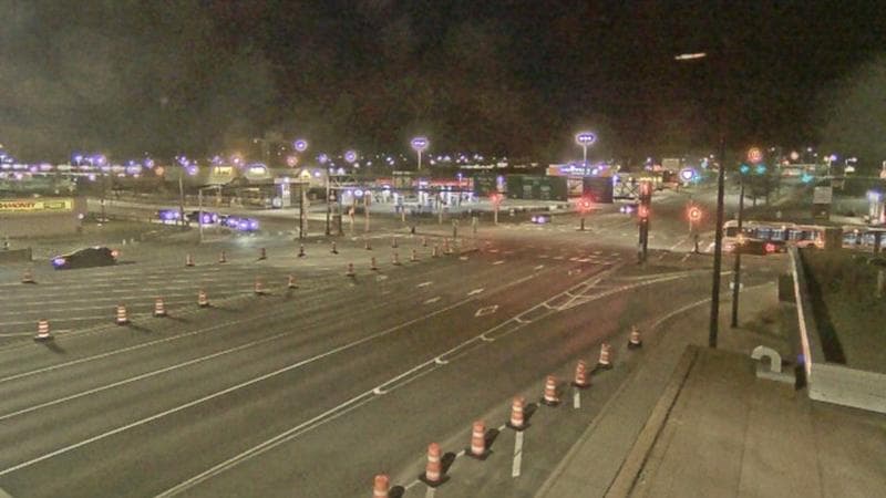 Macdonald Bridge - Halifax bound
