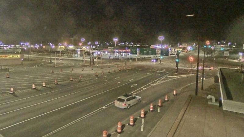 Macdonald Bridge - Halifax bound
