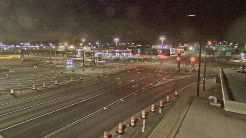 Macdonald Bridge - Halifax bound