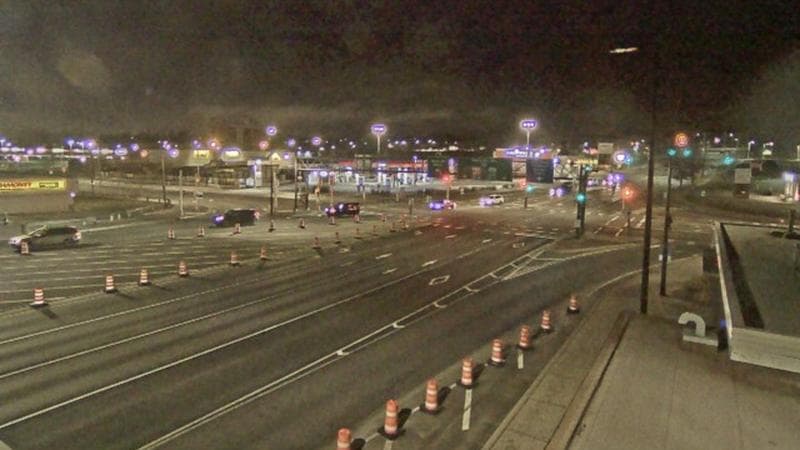 Macdonald Bridge - Halifax bound