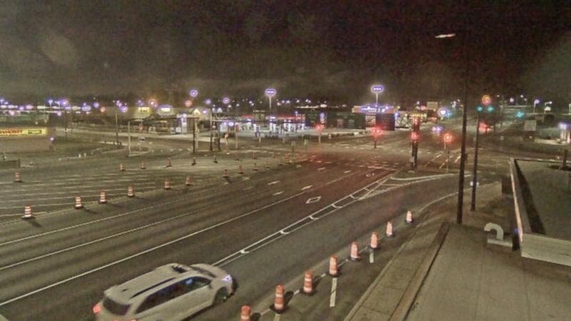 Macdonald Bridge - Halifax bound
