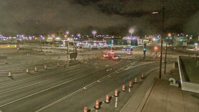Macdonald Bridge - Halifax bound