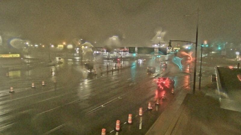 Macdonald Bridge - Halifax bound