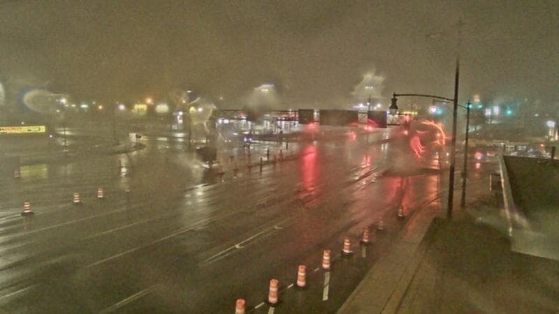 Macdonald Bridge - Halifax bound