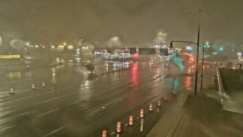 Macdonald Bridge - Halifax bound