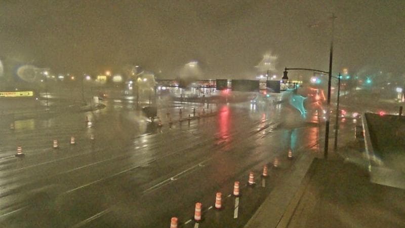 Macdonald Bridge - Halifax bound