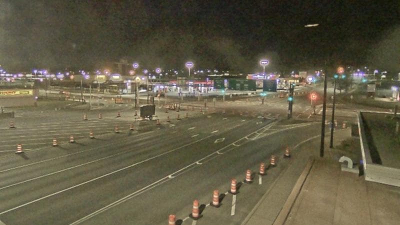 Macdonald Bridge - Halifax bound