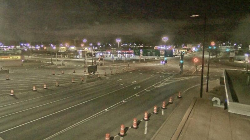 Macdonald Bridge - Halifax bound