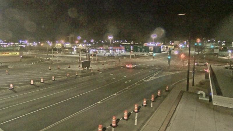 Macdonald Bridge - Halifax bound