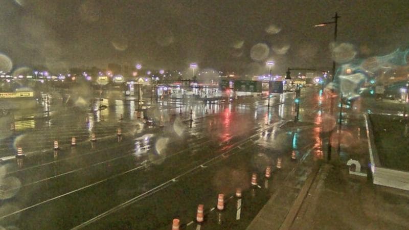 Macdonald Bridge - Halifax bound