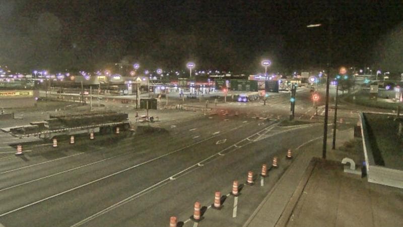 Macdonald Bridge - Halifax bound