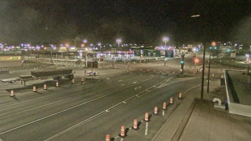 Macdonald Bridge - Halifax bound