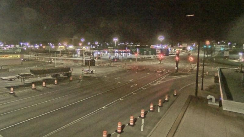 Macdonald Bridge - Halifax bound