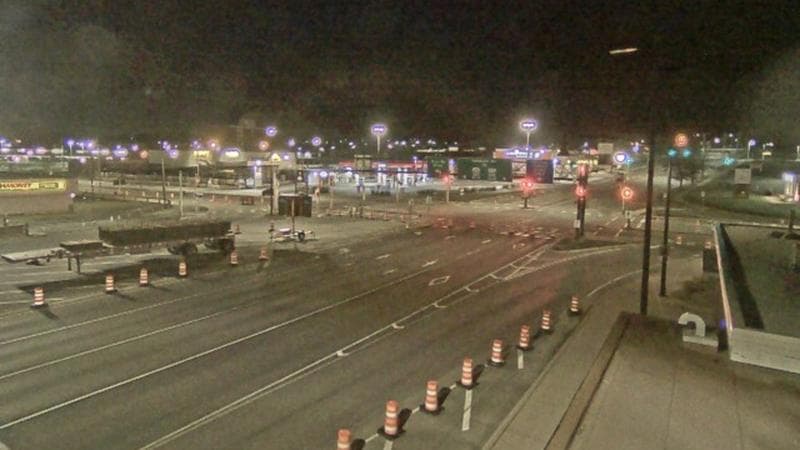 Macdonald Bridge - Halifax bound