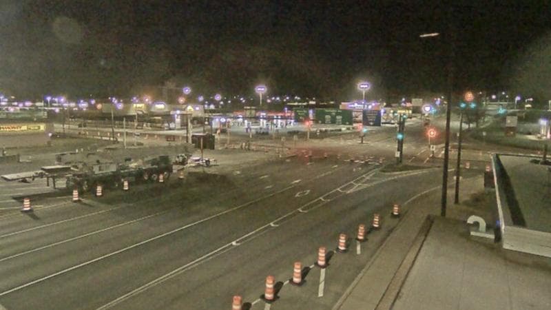 Macdonald Bridge - Halifax bound