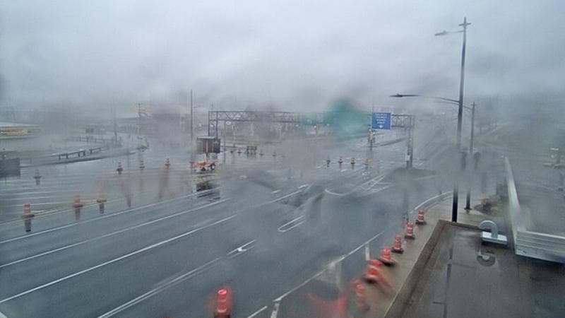 Macdonald Bridge - Halifax bound