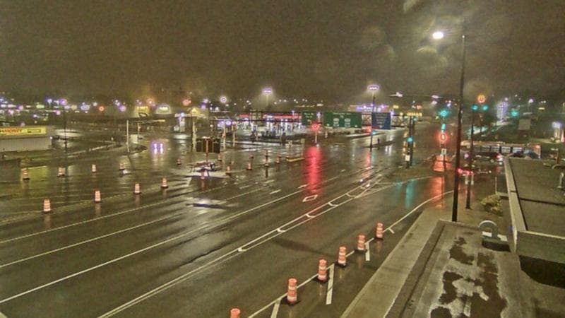 Macdonald Bridge - Halifax bound